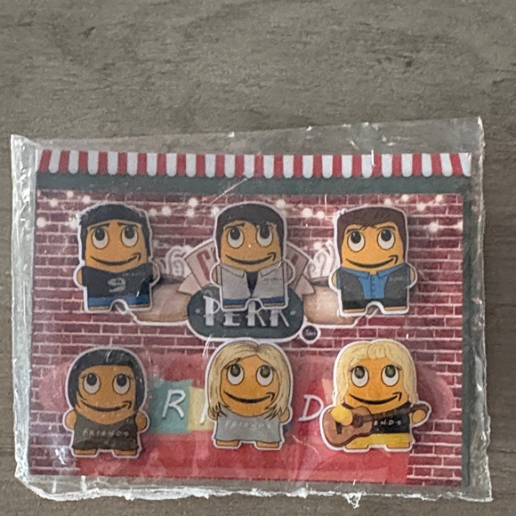 FRIENDS Jewelry - Friends Themed pin Set